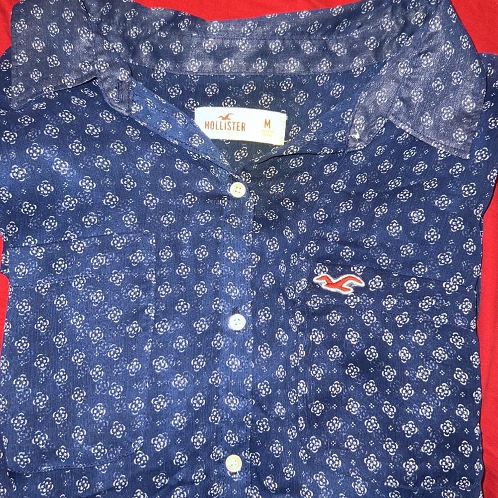 Hollister | navy floral button shirt